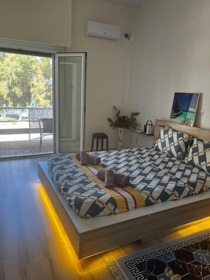 Seaview Room With Share Some Place Athens Exterior photo