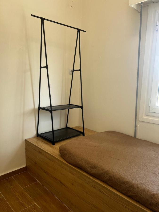 Seaview Room With Share Some Place Athens Exterior photo