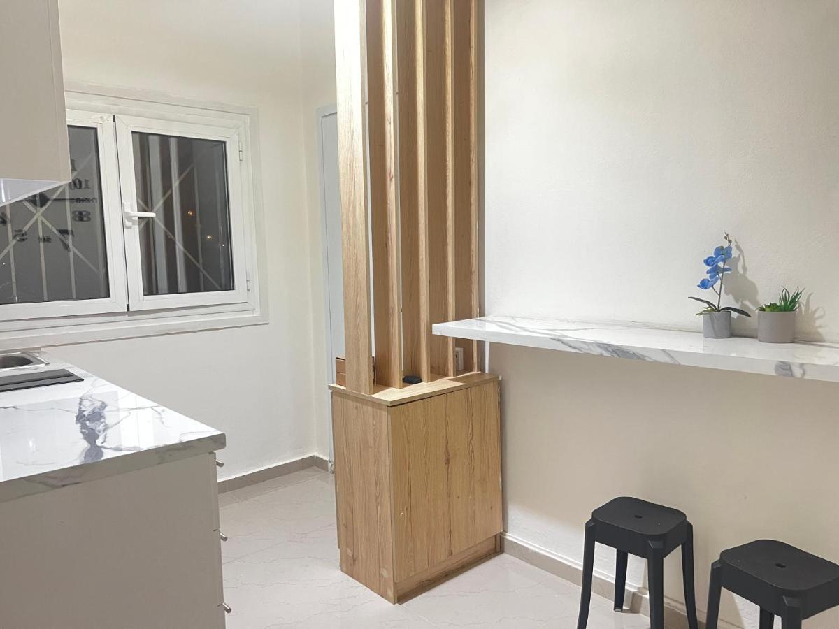 Seaview Room With Share Some Place Athens Exterior photo